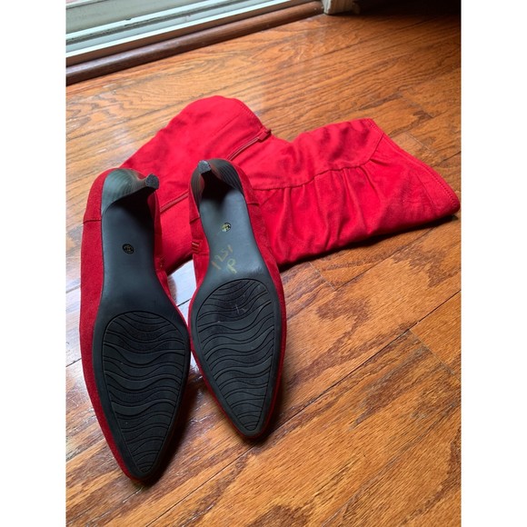 east5th Women's Red Knee Length Boot Size 8 - Picture 3 of 4